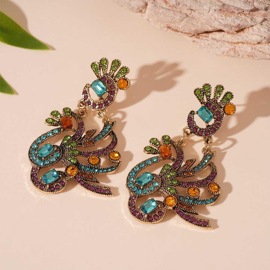 1pc European and American Color Peacock Micro Glass Bead Beaded Sweater Chain Personalized Elegant Double-Layer Necklace for Women